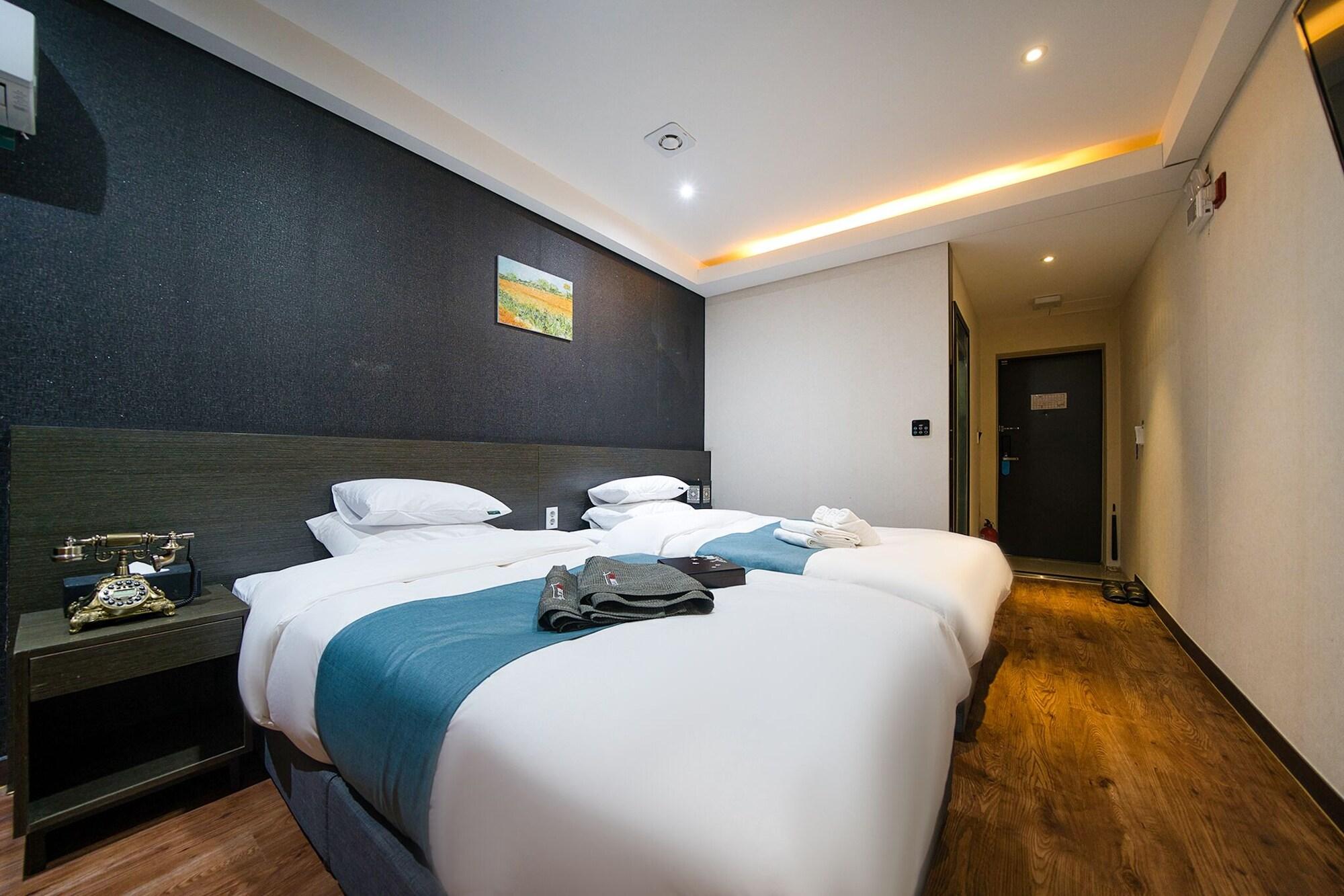 Suwon Dono1796 Hotel Exterior foto